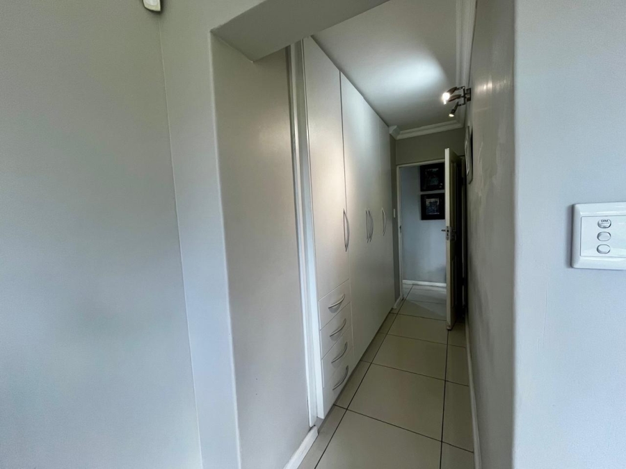 5 Bedroom Property for Sale in Nahoon Eastern Cape